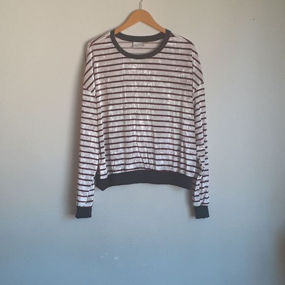 RENCENT RIVE velvet round neck top size XL - Picture 2 of 13